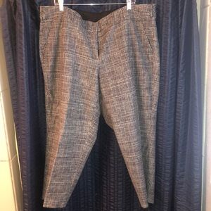 Lane Bryant Women's Black and Gray Checkered Cropped Pants